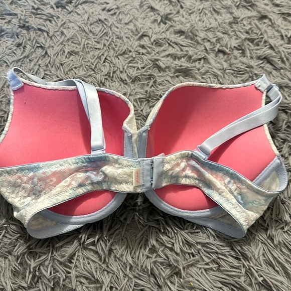 🎀 3/$15 🎀 - Picture 2 of 3